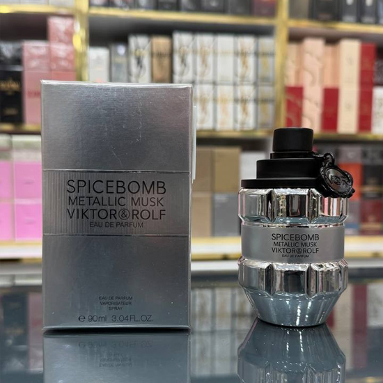 Viktor Rolf Spicebomb Metallic Musk Edp 90 ml Erkek A Kalite Birebir Orijinal Parfum